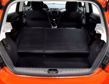 Ambos Chevrolet Onix '2012–16
