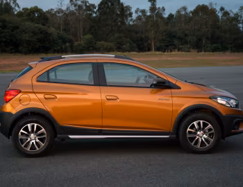 Chevrolet Onix Activ '2016–19