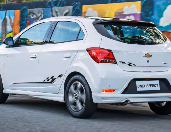 Chevrolet Onix "Effect" '2017–19