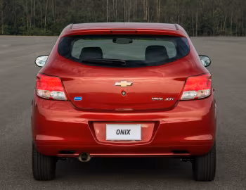 Chevrolet Onix Joy '2016–19
