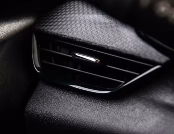 Interior Chevrolet Onix Plus Premier "Midnight" [Latam] '2020–25