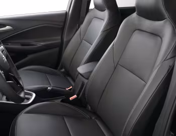 Interior Chevrolet Onix Plus Premier "Midnight" [Latam] '2020–25