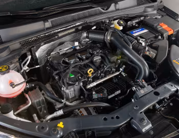 Bajo el capó Chevrolet Onix Plus Premier "Midnight" [Latam] '2020–25