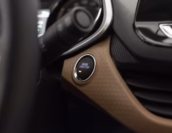 Interior Chevrolet Onix Plus Premier [Latam] '2019–25