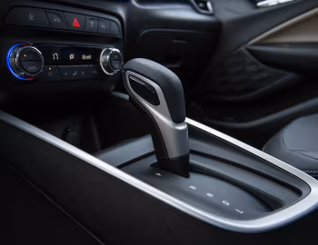 Interior Chevrolet Onix Plus Premier [Latam] '2019–25