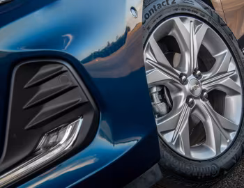 Chevrolet Onix Plus Premier [Latam] '2019–25