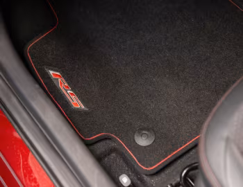 Interior Chevrolet Onix RS [Latam] '2020–25