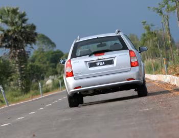 Chevrolet Optra Estate [India] '2004–07