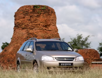 Chevrolet Optra Estate [India] '2004–07
