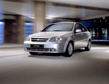 Chevrolet Optra Sedan '2004–09