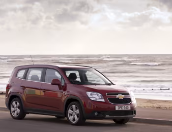Chevrolet Orlando [UK-spec] '2011–14