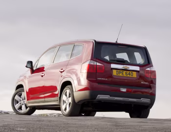 Chevrolet Orlando [UK-spec] '2011–14