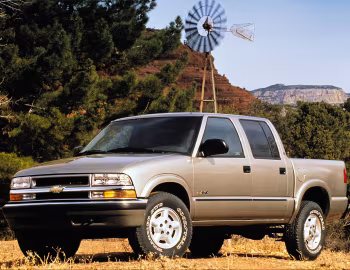2001–04 Chevrolet S-10 Crew Cab [North America] '2000–04