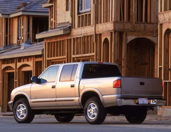 2001–04 Chevrolet S-10 Crew Cab [North America] '2000–04