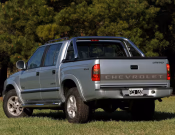 Chevrolet S-10 Crew Cab [Brazil] '2005–08