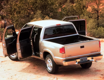2001–04 Chevrolet S-10 Crew Cab [North America] '2000–04