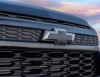 Chevrolet S10 "Midnight" Double Cab '2023–24