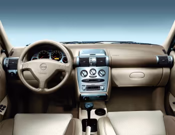 Panel frontal Chevrolet Sail '2005–09