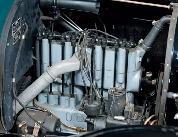 Bajo el capó 1922 Chevrolet Series 490 Canopy Express Truck