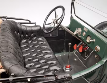 Interior 1915 Chevrolet "Royal Mail" Roadster (H-2)
