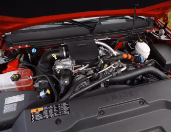 Bajo el capó 2011–14 Chevrolet Silverado 2500 HD Extended Cab '2010–14