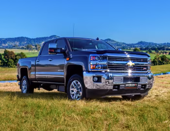 Chevrolet Silverado 2500 HD Z71 Crew Cab [Australia] (GMTK2H) '2015–18