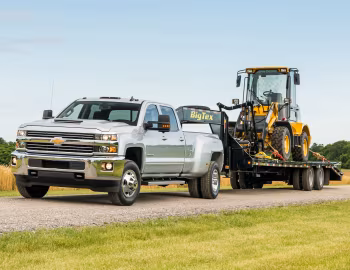 Chevrolet Silverado 3500 HD LT Crew Cab, John Deere 244K-II
