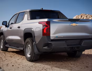 2024–pr. Chevrolet Silverado EV WT Crew Cab '2023–pr.