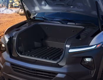 Ambos 2024–pr. Chevrolet Silverado EV WT Crew Cab '2023–pr.