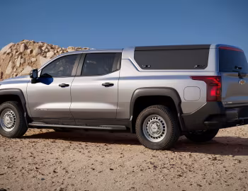 2024–pr. Chevrolet Silverado EV WT Crew Cab '2023–pr.