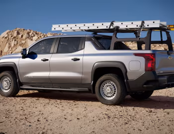 2024–pr. Chevrolet Silverado EV WT Crew Cab '2023–pr.
