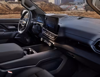 Interior 2024–pr. Chevrolet Silverado EV WT Crew Cab '2023–pr.