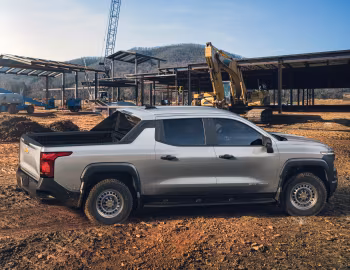 2024–pr. Chevrolet Silverado EV WT Crew Cab '2023–pr.