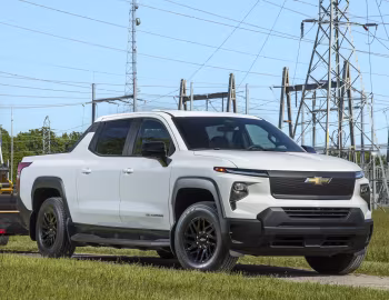 2024–pr. Chevrolet Silverado EV WT Crew Cab '2023–pr.