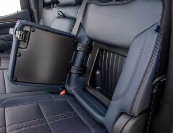 Interior Chevrolet Silverado High Country Crew Cab [Latam] '2023–pr.