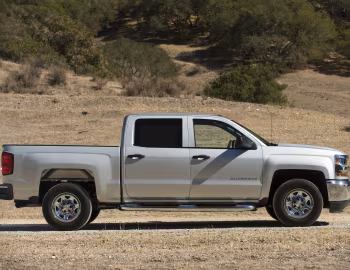 2016–18 Chevrolet Silverado LS Crew Cab (GMTK2) '2015–18