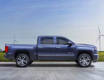 2018 Chevrolet Silverado LTZ Z71 "Centennial Edition" Crew Cab (GMTK2) '2017–18