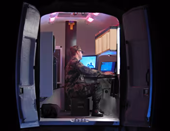 Interior Chevrolet Silverado Military Vehicle '2004–07