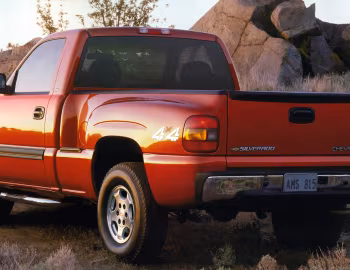 2003–07 Chevrolet Silverado Regular Cab