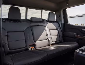 Interior 2021 Chevrolet Silverado RST Crew Cab "Redline Edition" '2020–21