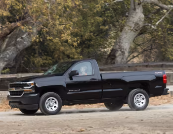 2016–18 Chevrolet Silverado WT Regular Cab (GMTK2) '2015–18