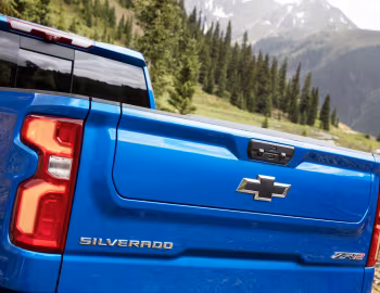 2022–26 Chevrolet Silverado ZR2 [North America] '2021–26