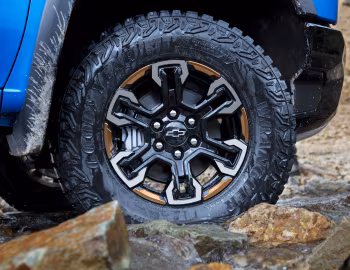 2022–26 Chevrolet Silverado ZR2 [North America] '2021–26