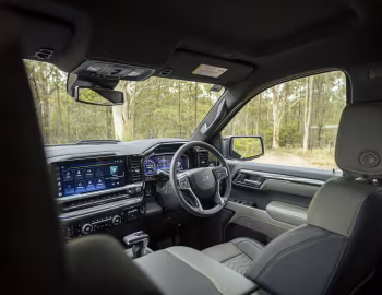 Interior Chevrolet Silverado ZR2 [Australia] '2023–pr.