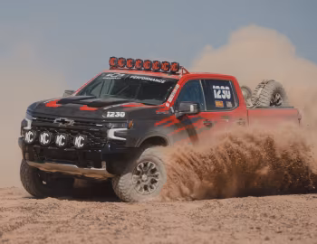 Chevrolet Silverado ZR2 Race Truck '2021–26