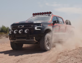 Chevrolet Silverado ZR2 Race Truck '2021–26