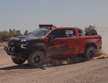 Chevrolet Silverado ZR2 Race Truck '2021–26