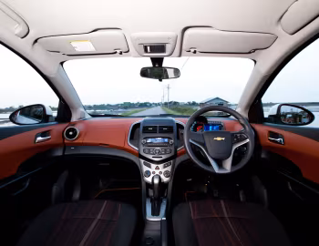 Panel frontal Chevrolet Sonic 5-door [Thailand] '2012–16