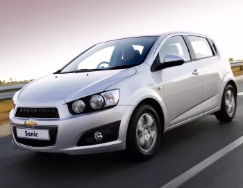 Chevrolet Sonic 5-door [South Africa] '2011–16