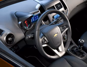Interior 2012–16 Chevrolet Sonic 5-door [North America] '08.2011–16